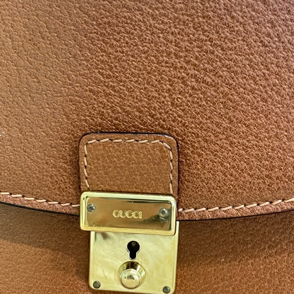 Gucci Vintage Cognac Leather Envelope Wristlet Evening Flap w/ Slide Lock - Picture 9 of 10